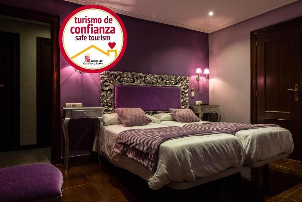 Hostal Goya Suites Salamanca Luaran gambar