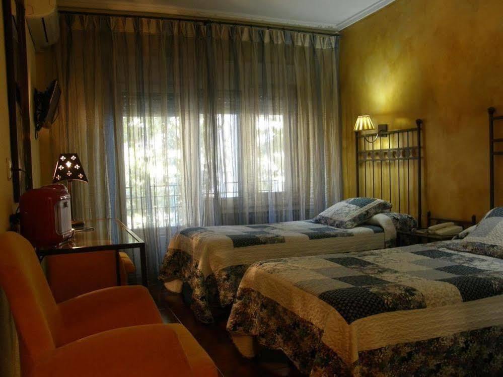 Hostal Goya Suites Salamanca Luaran gambar